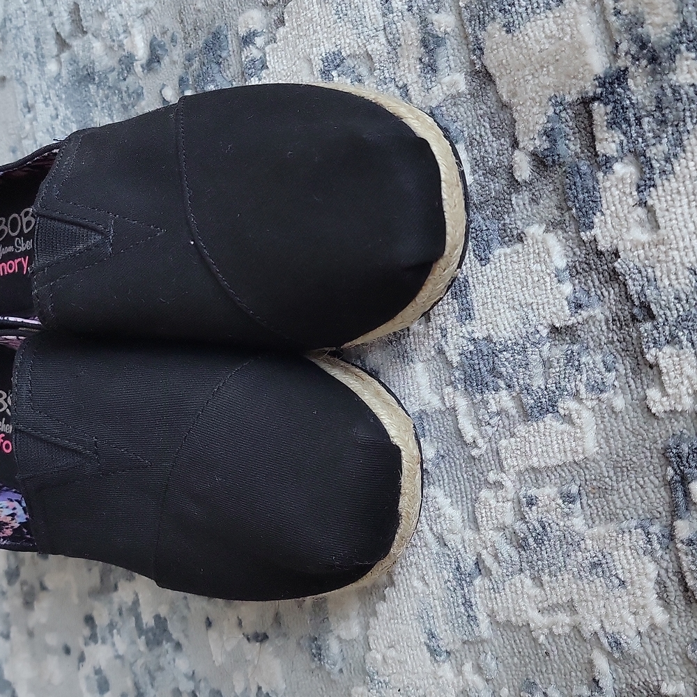 Skechers Memory Foam 11w Wore Once For An Hour. E… - image 3